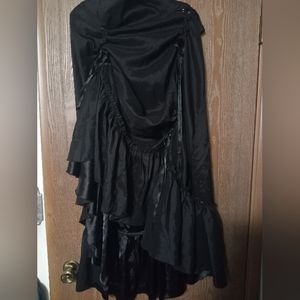 Chic Star -Mary Hildebrandt bustle skirt Victorian Goth